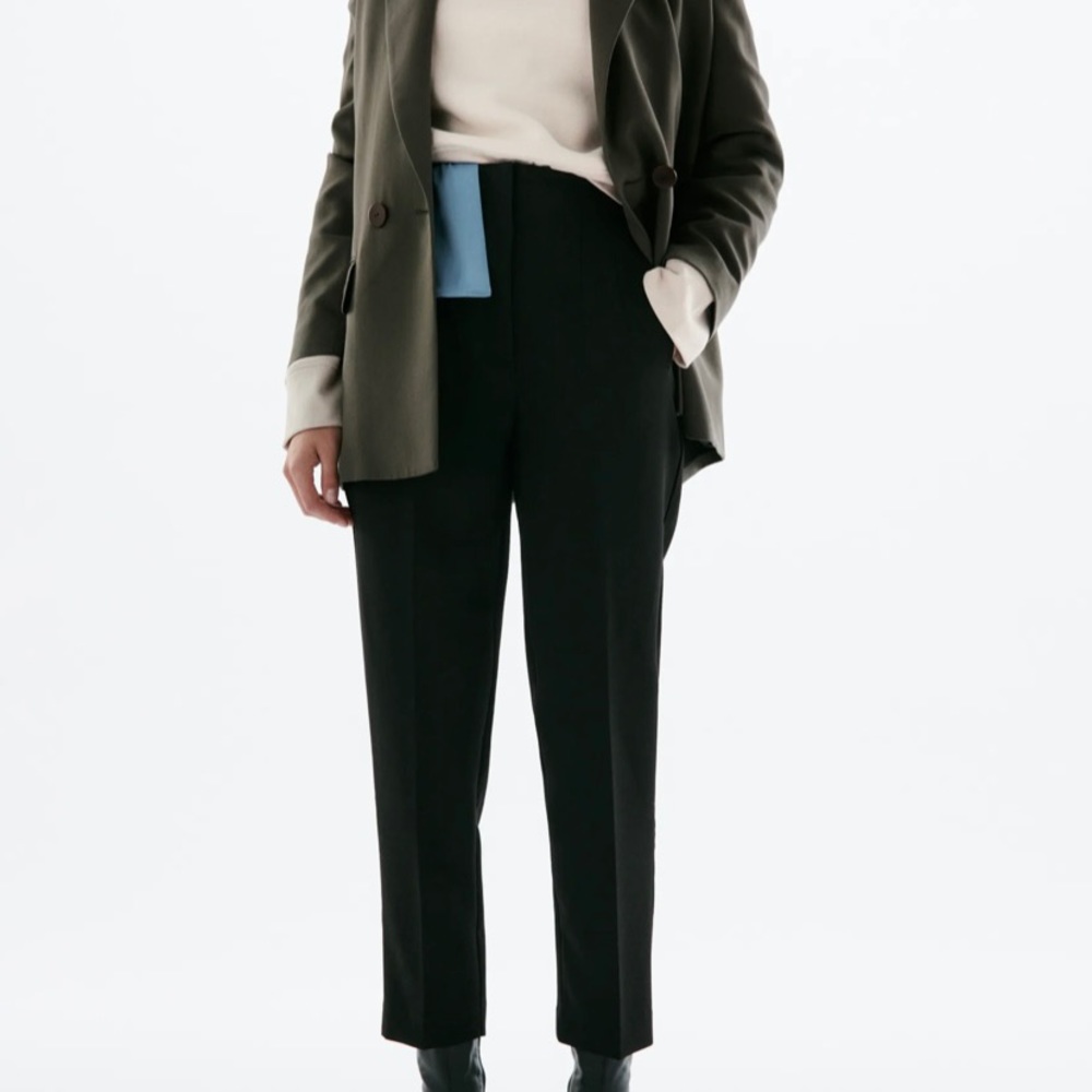 Zara High-waisted pants
